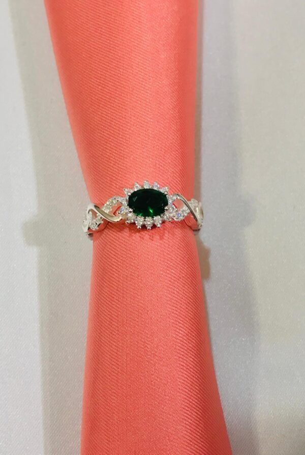 Emerald Vine Ring - Image 2