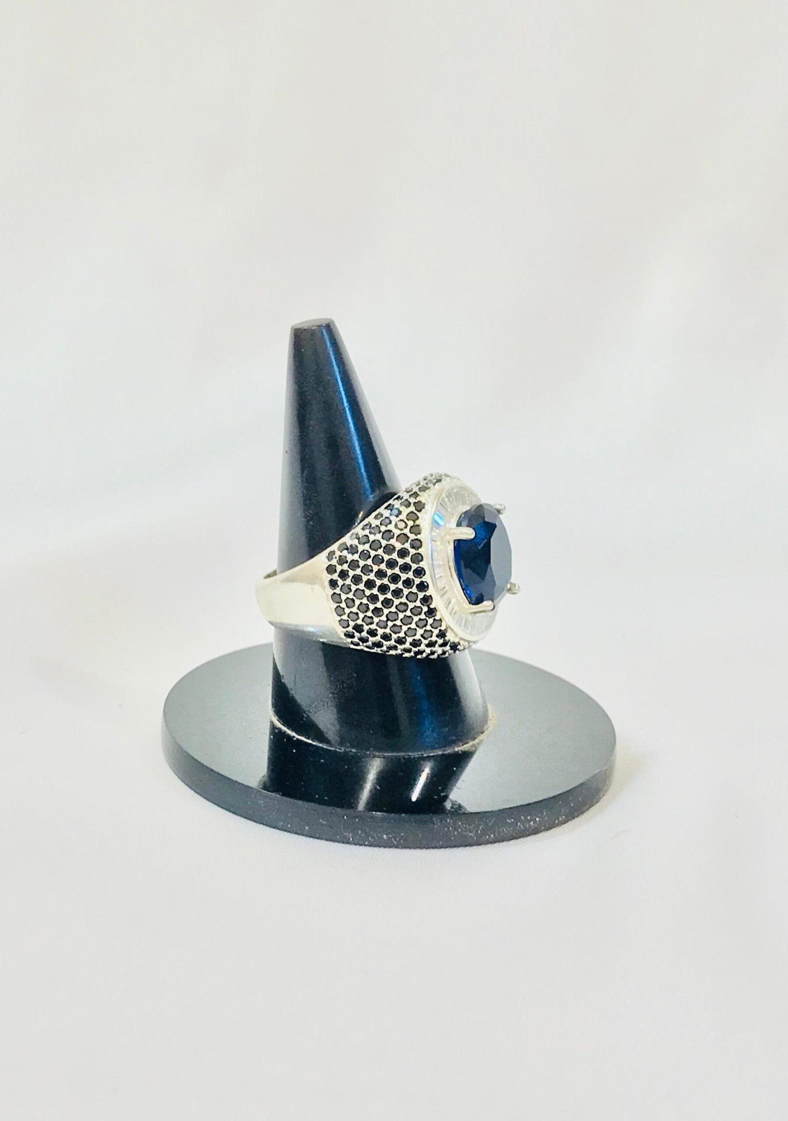 Midnight Majesty Ring