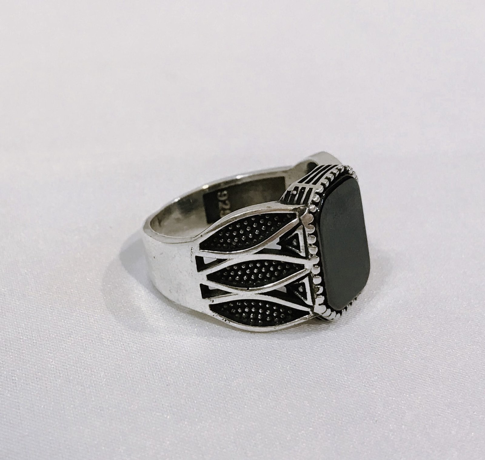Noble Prestige Ring - Image 4