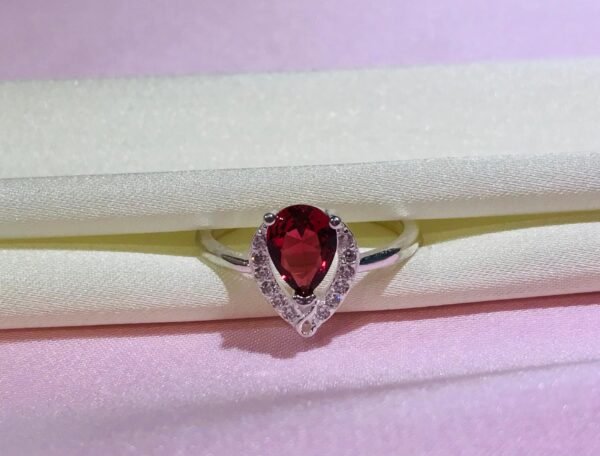 Crimson Charm Ring - Image 4