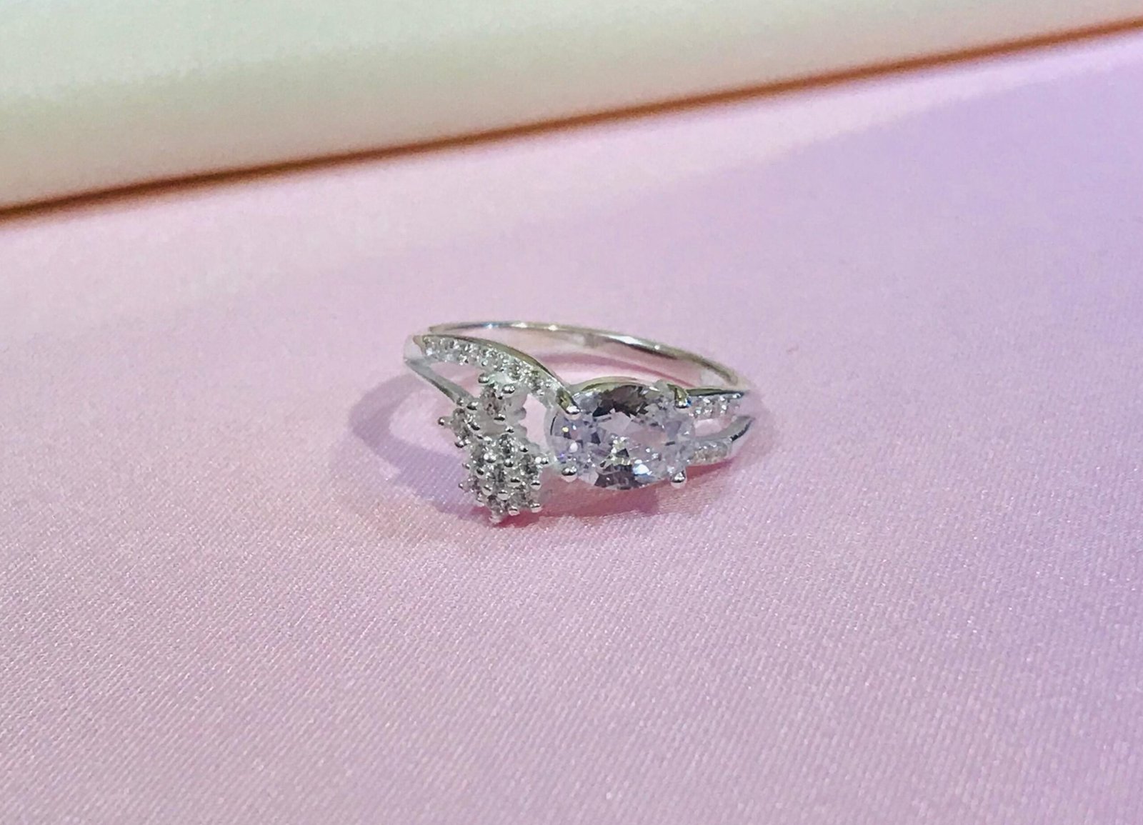 Twilight Whisper Ring - Image 3