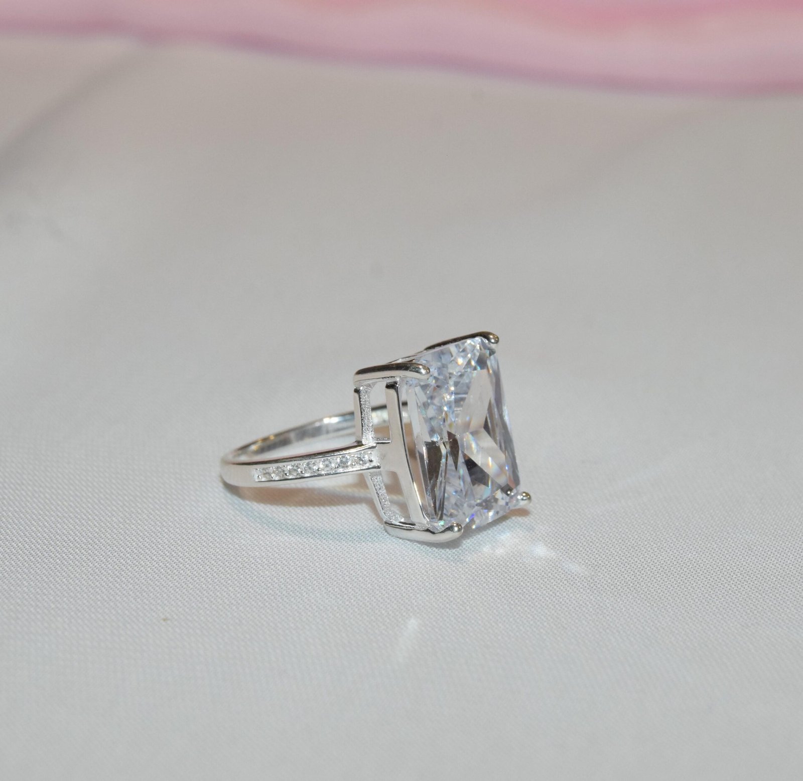 Arctic Ice Ring - Image 3